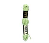 TAPESTRY WOOL 7040